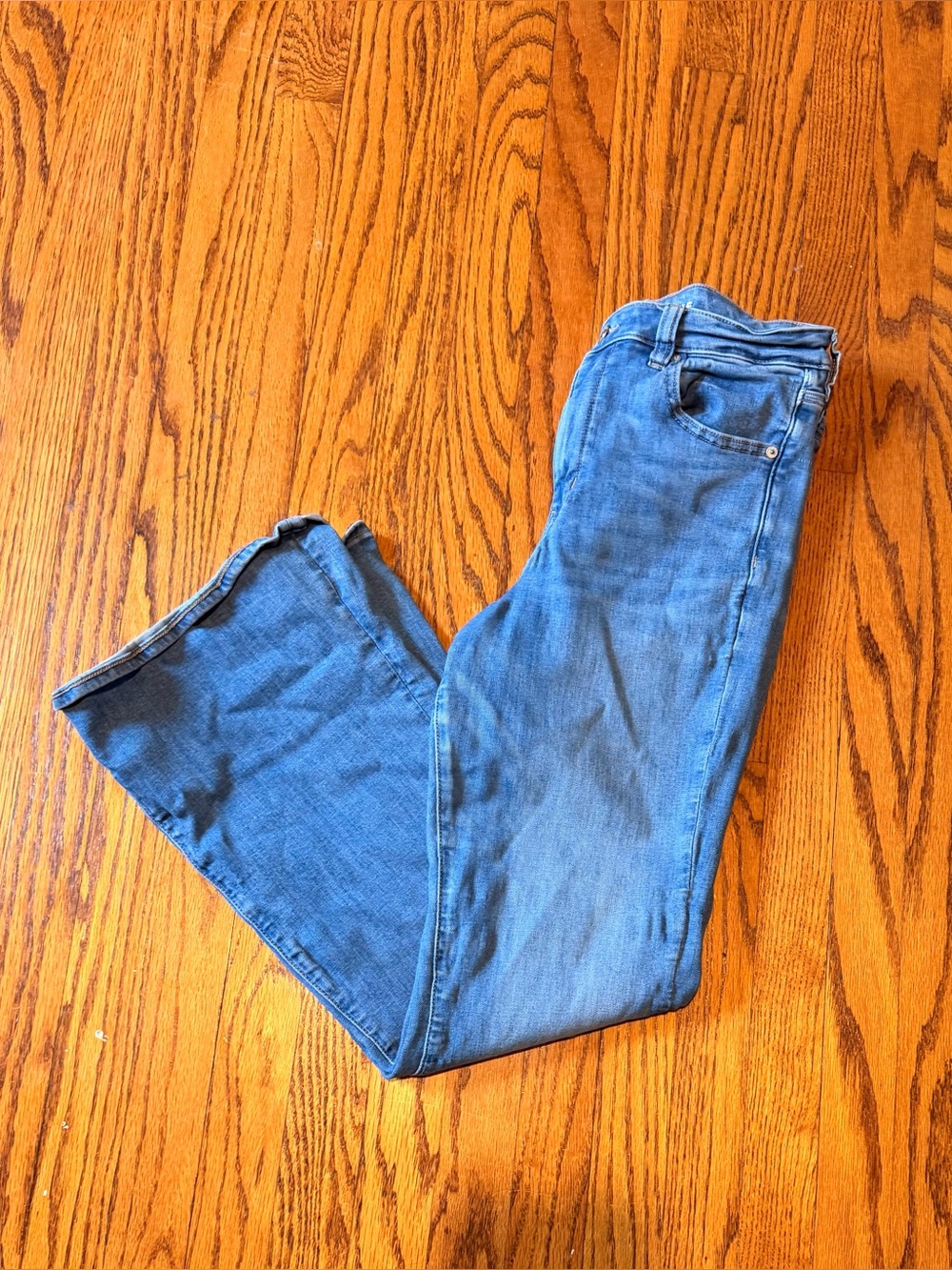 American Eagle - Super High Rise Flare Jeans - Size 12